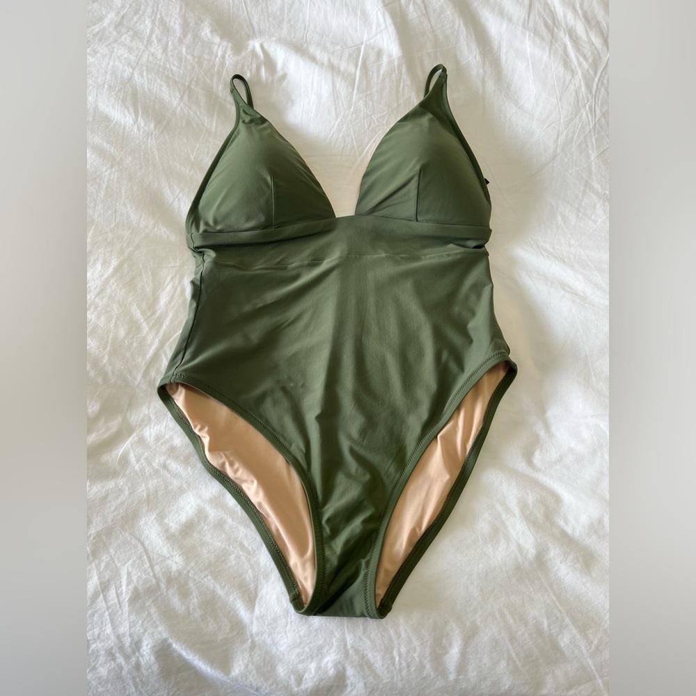 J. Crew | SZ 14 | Plunge V Neck One Piece Swimsuit Safari Green | Removable Cups